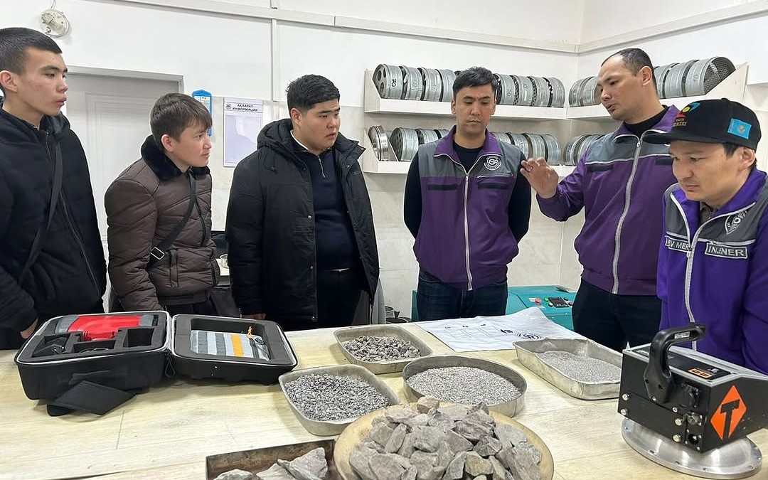 «Автомобиль жолдарын тексеру және оған қолданатын материалдарды сынақтан өткізу» бойынша «Ашық есік күні»